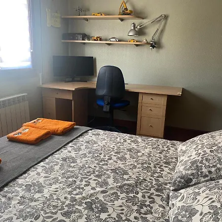 Séjour chez l'habitant Amezola 2- Con Bano Exterior De Uso Privado En Casa Compartida Bilbao