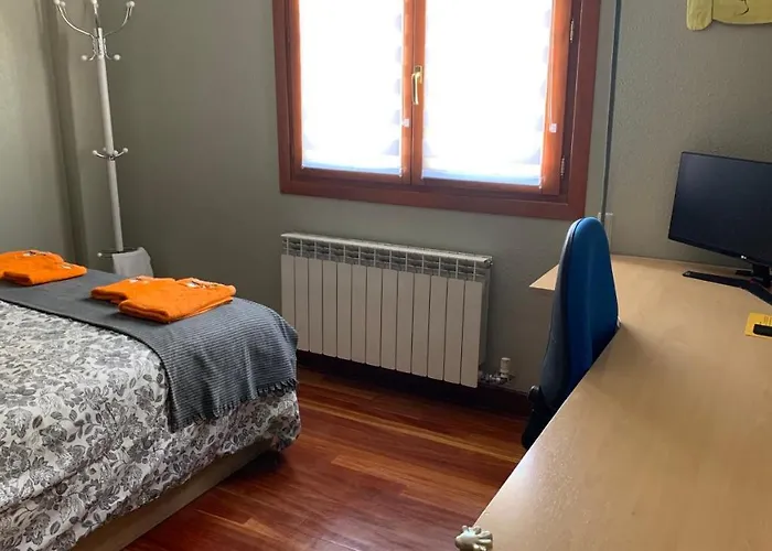 Amezola 2- Con Bano Exterior De Uso Privado En Casa Compartida Kwatera prywatna Bilbao